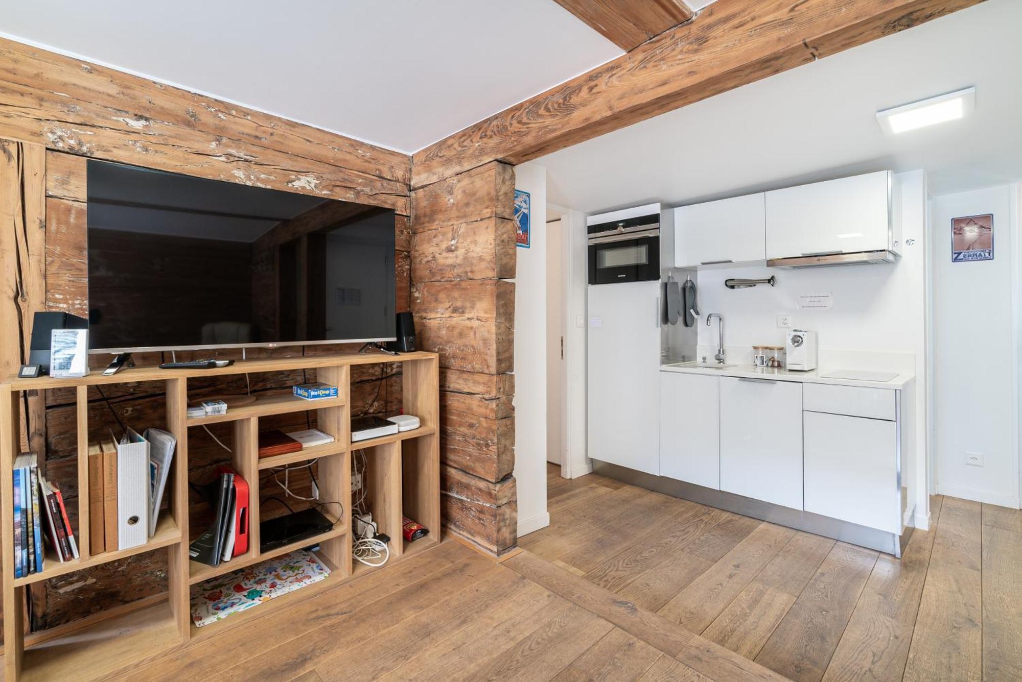 Haus Kirchplatz 4 By Zermatt Premium Apartments Kültér fotó
